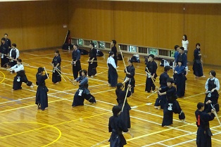 合宿 足枷