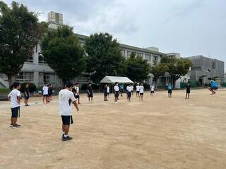 陸上競技部 東淀中学校の皆さんと合同練習