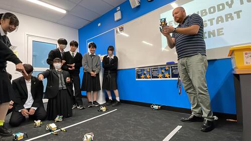 海外語学研修28 ロボットレースをしました!