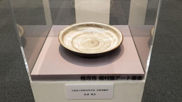 7月29 日(月)牧野高校の美術教諭の作品も鑑賞~枚方市内高校合同美術展~