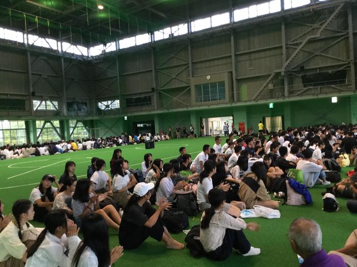 10月19日（土）43期生修学旅行第3日目 朝に離村式を行いました。