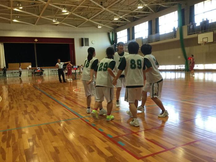 11月3日(土・祝)女子バスケットボール部を応援に~第32回西地区府立高等学校バスケットボール大会~