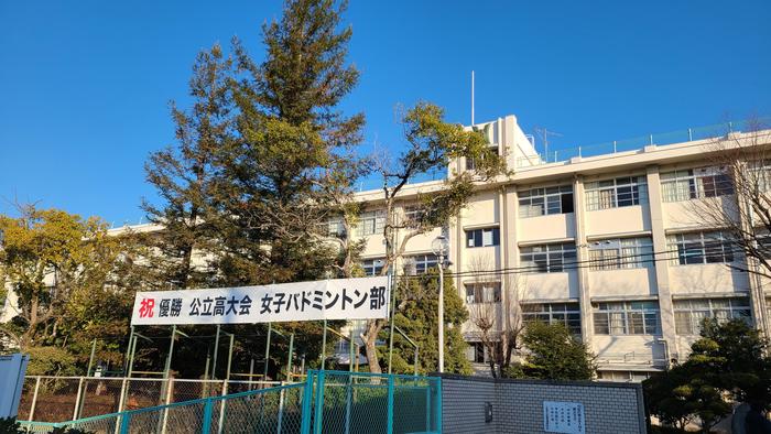 1月30日(土)2年生は授業日です。午前、午後で大学入学共通テスト模擬試験を受験しています。