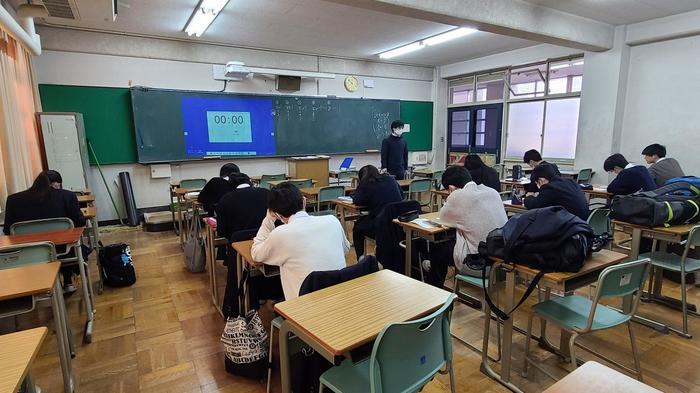 11月19日(金)3年生の早朝7時からの数学講習が春からずっと続いています。