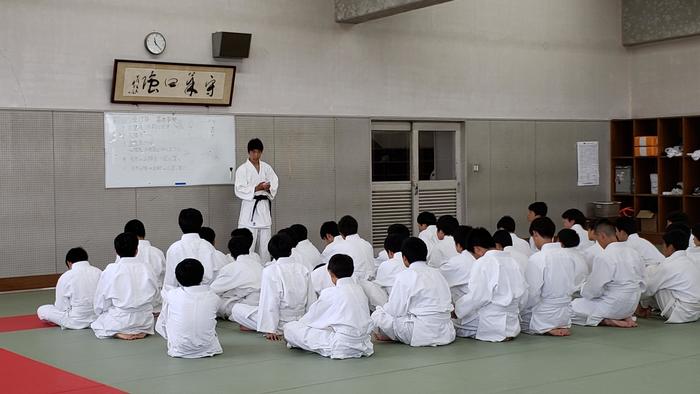 6月14日(金)4限に教育実習生の行う体育・柔道の研究授業を見学