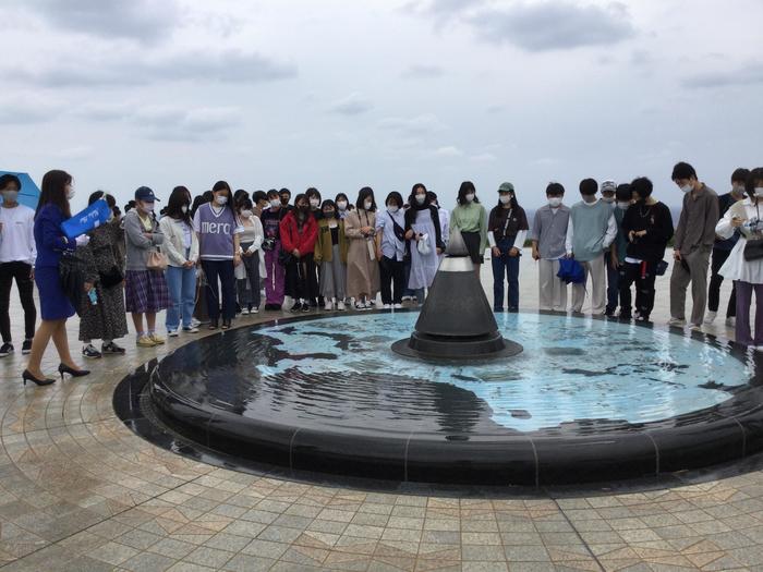 3月24日（水）第44期修学旅行第3日 大阪空港帰着組の2、3、4、6、7組は、沖縄県平和記念資料館で平和学習をしました