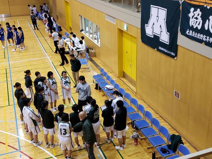 1月27日(木)女子バスケットボール部の応援に~第66回大阪高等学校バスケットボール新人大会中央大会~
