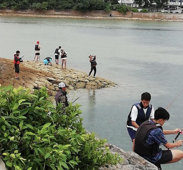 10月19日（土）43期生修学旅行第3日目 午後の体験学習で魚釣りの様子の写真が届きました