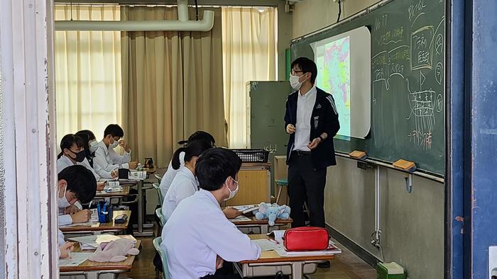 6月21日(月)夏至の日。7限授業まで生徒も先生も頑張っていました。
