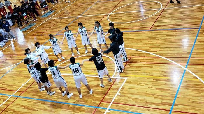 11月10日(日)女子バスケットボール部が西地区 府立高等学校 バスケットボール大会で2連覇で優勝!!