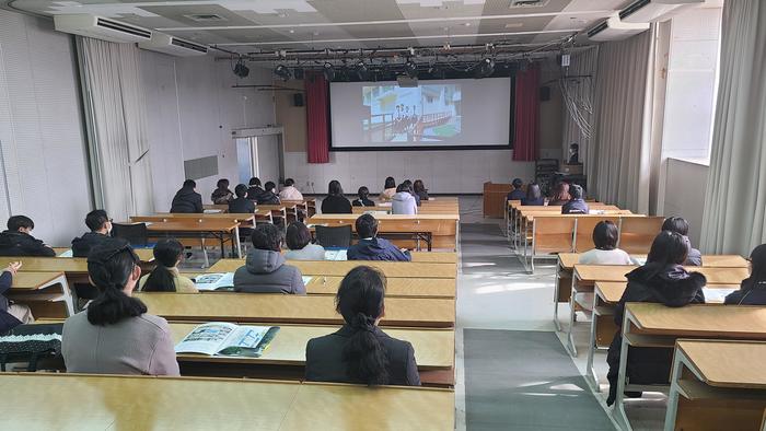1月29日(土)今年度最後となる第8回目の中学生に向けた学校説明会を行いました