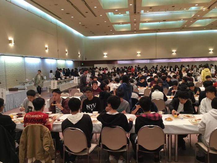 10月17日(水)修学旅行第二日目 安比プラザでの夕食