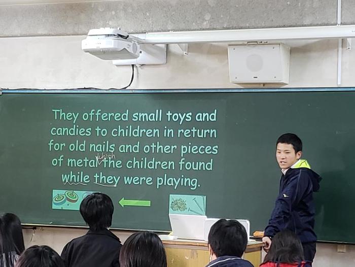 1月22日(火)電子黒板機能付き超短焦点プロジェクターの利用状況確認~教育庁による実施状況調査