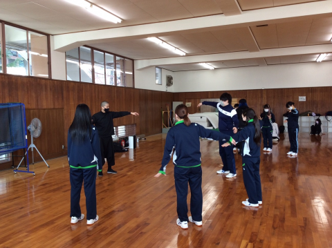 ロボットダンス.png