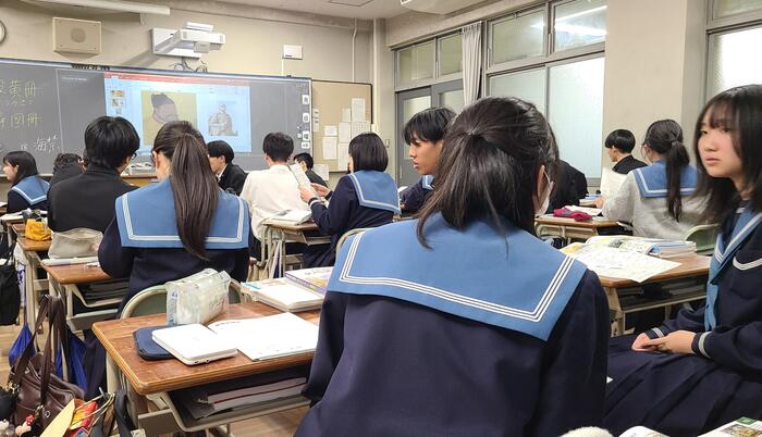 11月11日（月）7限は3年生の世界史探究の授業を見学しました。