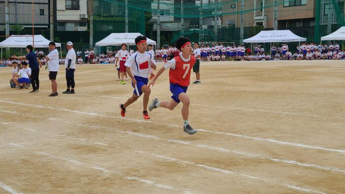 6月6日（木）最終競技は団対抗リレーです。最後は男子。