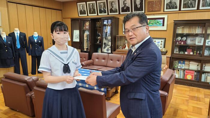 7月21日(金)全国大会に出場する将棋部の生徒を激励しました。