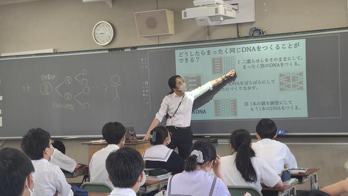 6月16日(金)1限に教育実習生の授業を見学。