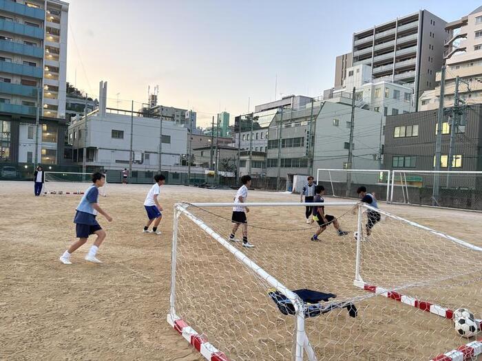 10/30(木) 部活頑張っています⑦(サッカー部、女子硬式テニス部)