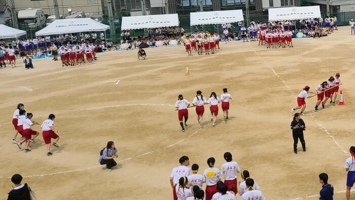 6月6日（木）2年生の学年競技も「そして台風になる」です。