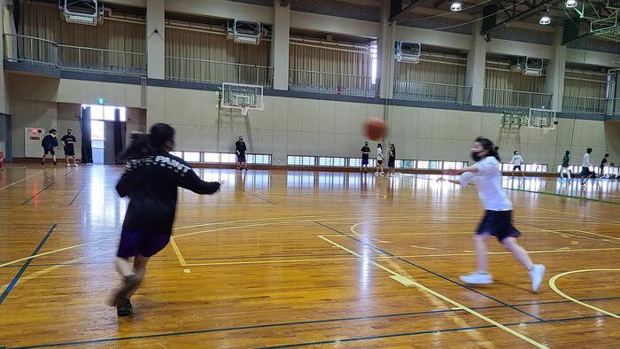 12月10日(土)午後も運動部や文化部が部活をしていました。