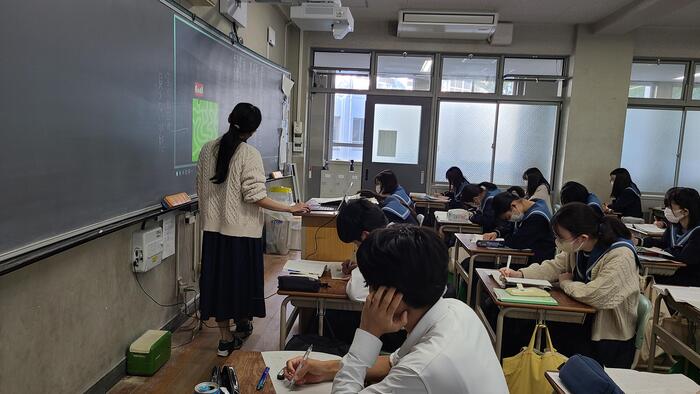 10月31日（火）1限に3年生の国語現代文の授業を見学しました。