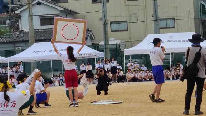 6月8日（木）借り人競争です。芸達者多数でした。