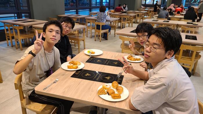 7月27日(土)ニュージーランド語学研修は朝食も終わり、クアラルンプール空港に向かいます。