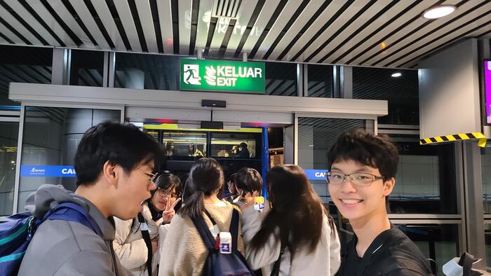 8月3日（土）マレーシア航空便でクアラルンプール空港に当地時間夜11時50分頃に到着しまた。