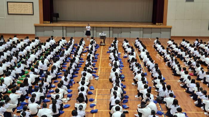 7月21日(金)終業式の後にクラブ表彰と夏休みの注意事項の伝達を行いました。