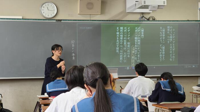 4月26日（金）3限は3年生の論理国語(国語現代文)の授業を見学しました。