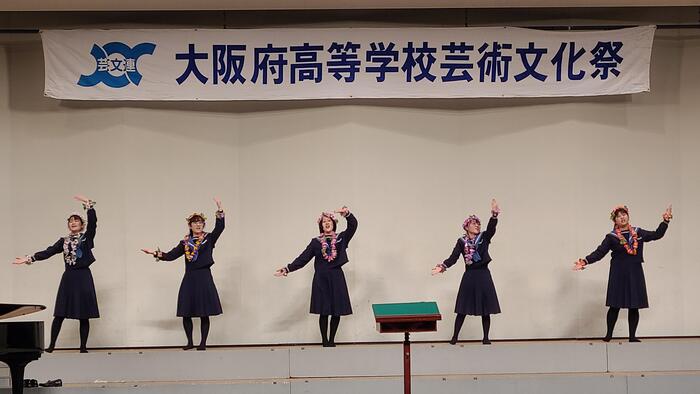 2月4日(日)第44回大阪府高等学校芸術文化祭音楽3部門演奏会に清水谷高校合唱部が登場しました。