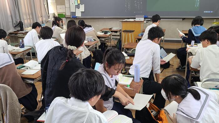 10月25日（金）2限は3年生の国語の授業を見学しました。