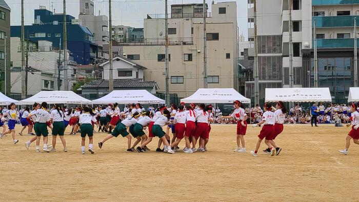 6月8日（木）棒引きが始まりました。まず女子から行われます。