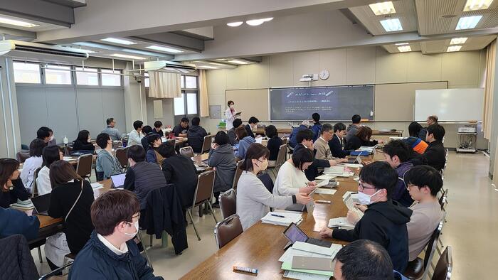 4月5日(金)職員会議後に全教職員対象のエピペン講習会を行いました。