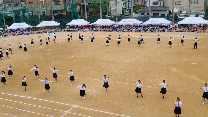 6月8日（木）午後は団対抗応援合戦で始まりました。～続いて青団～