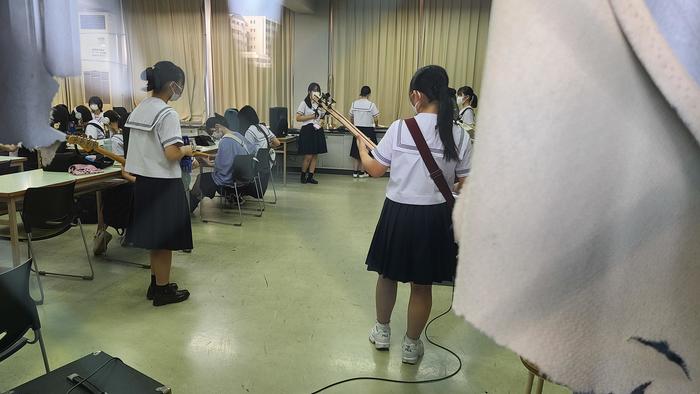 8月3日（水）ギター部は部活練習をしていました。