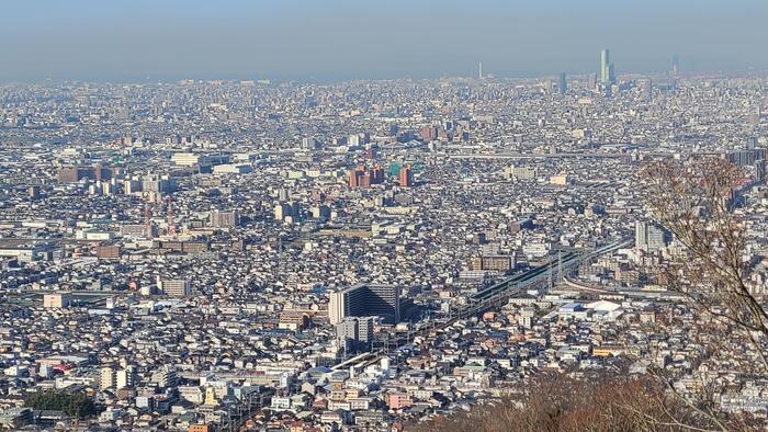 2月9日(金)耐寒行事の配置で現地本部になる神津嶽休憩所に着きました。