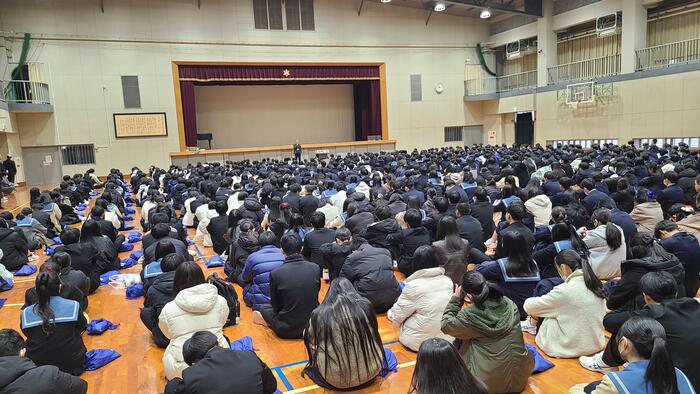 12月24日(火)2学期終業式を行いました。