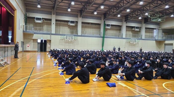 4月8日(月)午前中に着任式と始業式を行いました。
