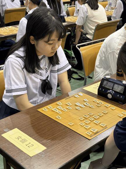 8月7日（水）将棋部で全国大会に出場した生徒が昼過ぎに校長室に報告に来てくれました。