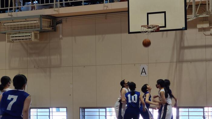 4月23日（日）女子バスケットボール部は大阪高校総体1回戦を80－32で快勝しました。
