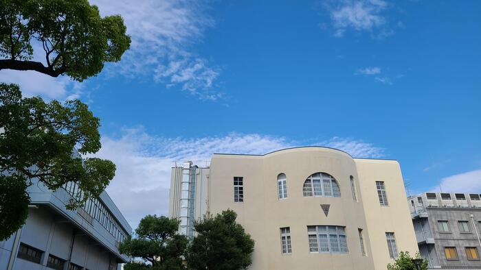 10月4日（火）朝から爽やかな秋の空です。