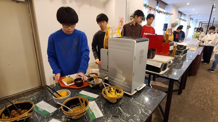 10月27日（金）HR合宿4日め 朝食が始まりました。いよいよ最終日です。