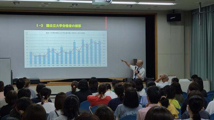 7月3日(月)3年生PTA学年集会が開催されました。