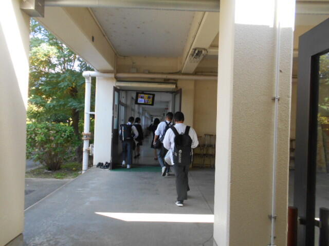 051028 学校説明会 (8).JPG