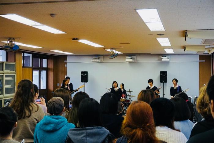 ♪ 軽音楽部 : 12月11日(水)国際交流会 OP ♪