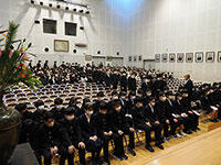 graduate02.jpg