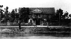p056-1.jpg