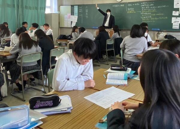弁護士2.JPG